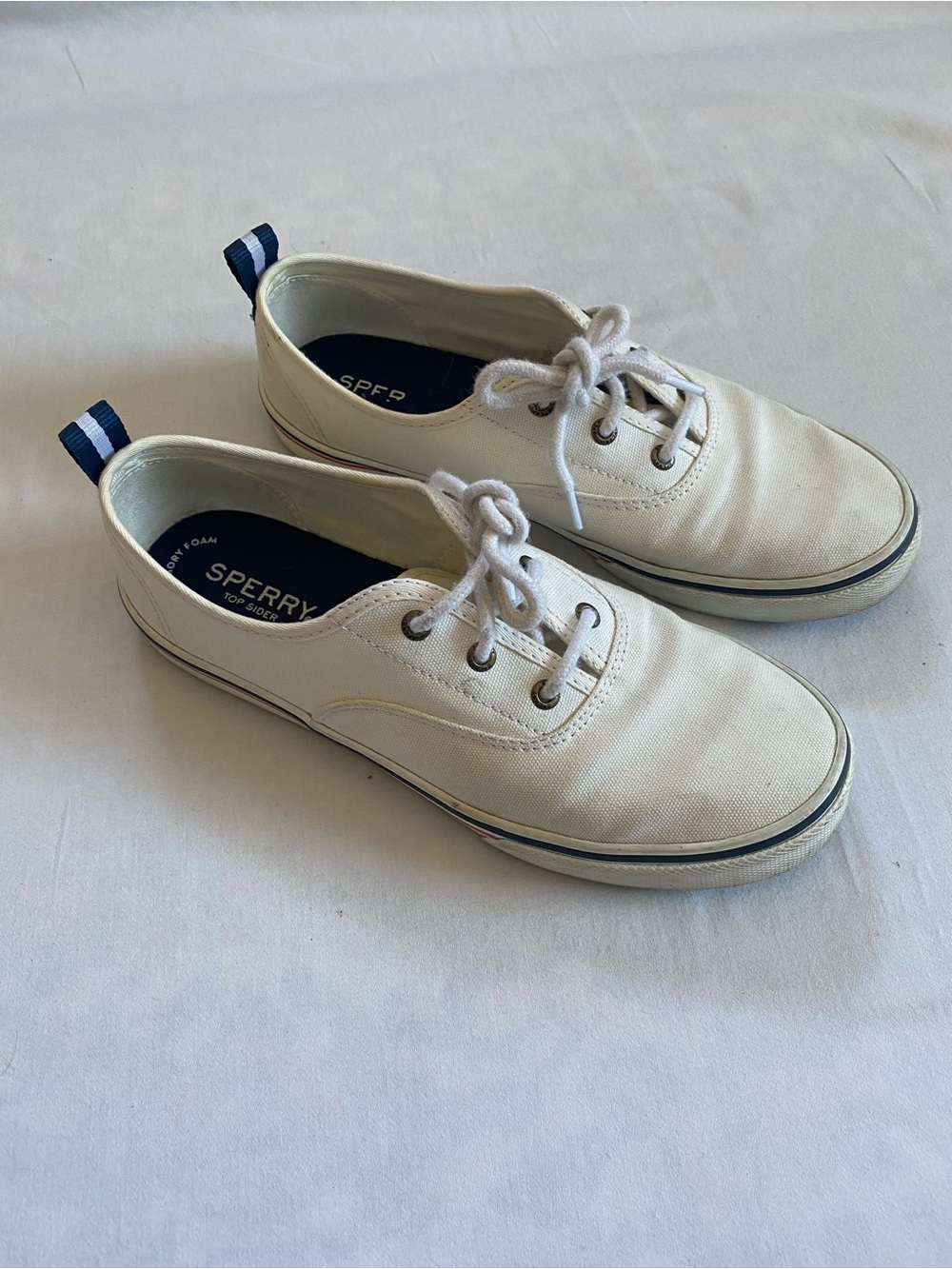 Sperry Women’s Cream Canvas Low-Top Lace-Up Sneakers - Size 8